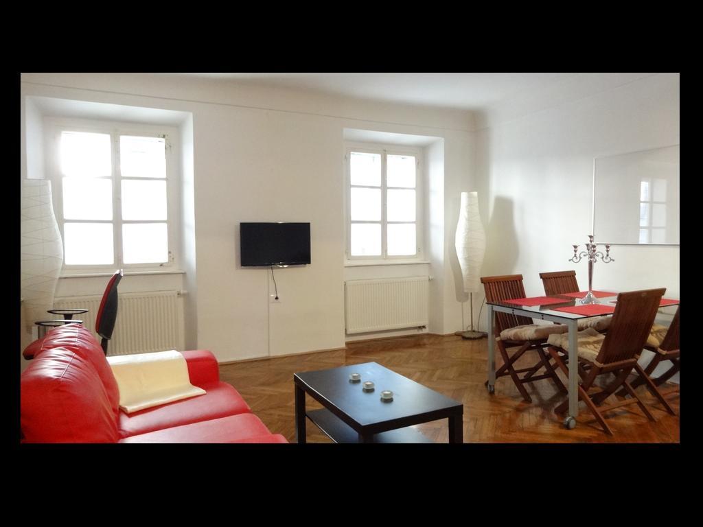 Apartment Domus Romanus *